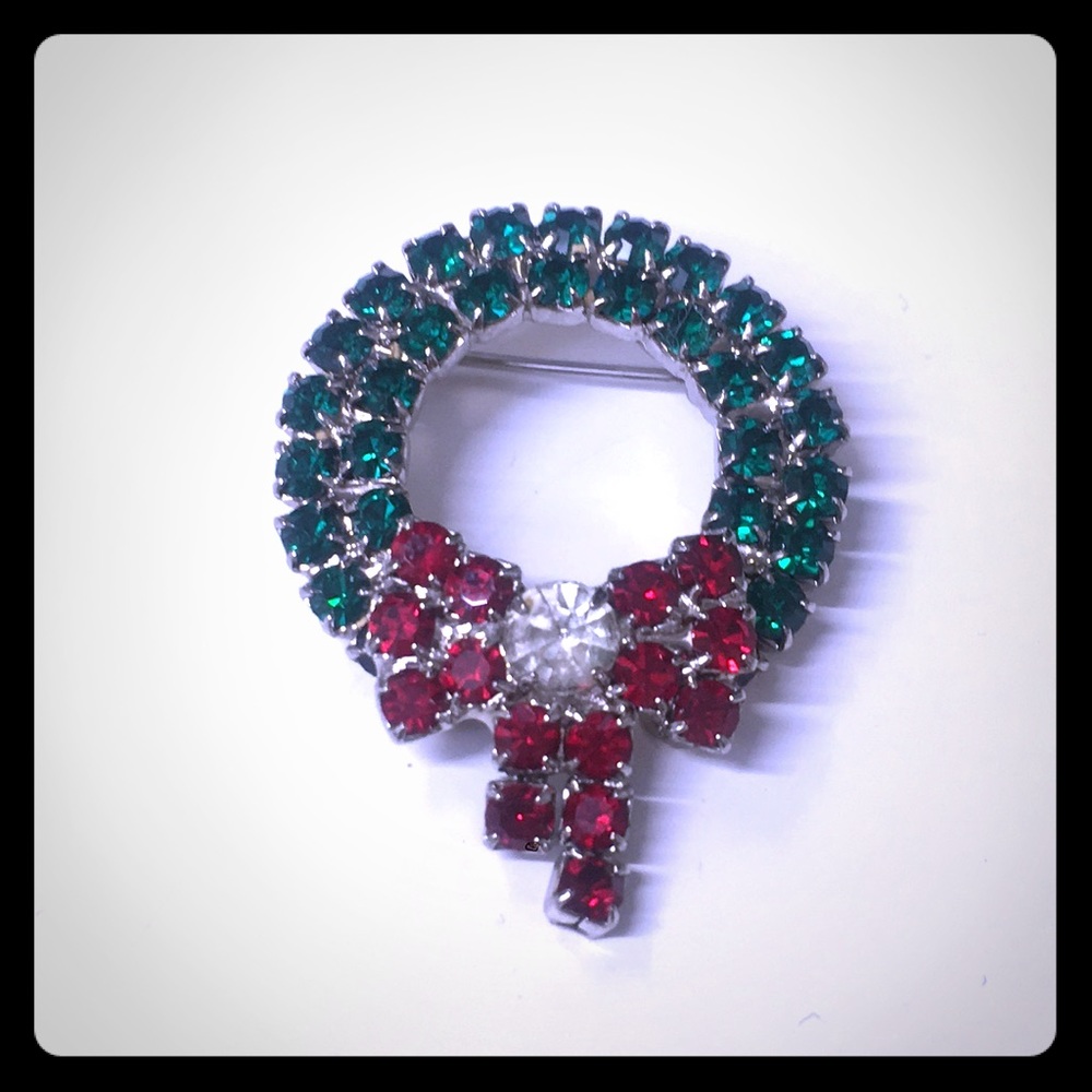 Christmas wreath green and red